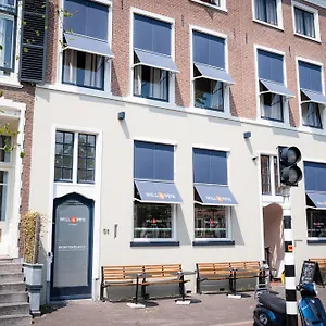 Will & Tate The Hague